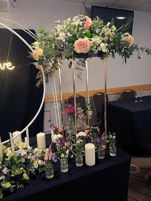 images/event-flowers/slider/event-flowers-6-kireth-ai.jpeg