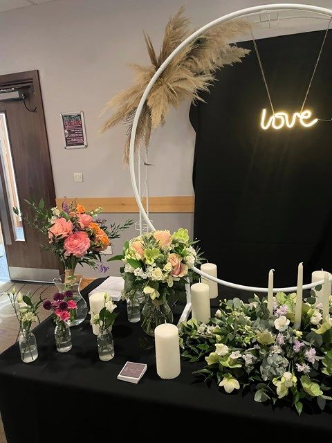 images/event-flowers/slider/event-flowers-10-kireth-ai.jpeg